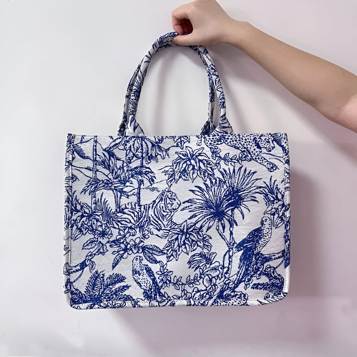 Sac cabas blanc avec motif toile de Jouy jungle bleu, 46193944953056,46193944985824,46193945018592