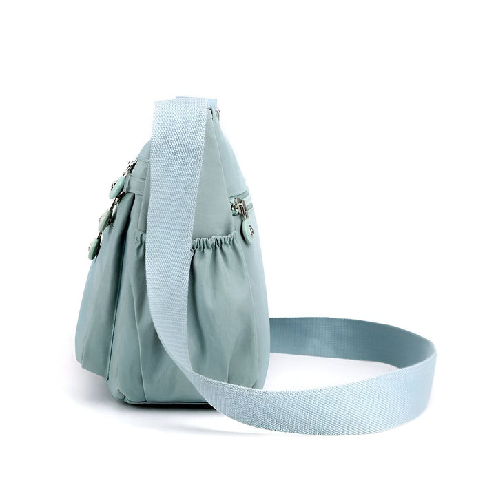 Sac bandoulière en nylon bleu ciel avec sangle large, 46262993518816,46262993551584,46262993584352,46262993617120,46262993649888,46262993682656,46262993715424,46262993748192,46262993780960,46262993813728,46262993846496,46262993879264,46262993912032,46262993944800,46262993977568,46262994010336,46262994043104,46262994075872,46262994108640,46262994141408,46262994174176,46262994206944,46262994239712,46262994272480