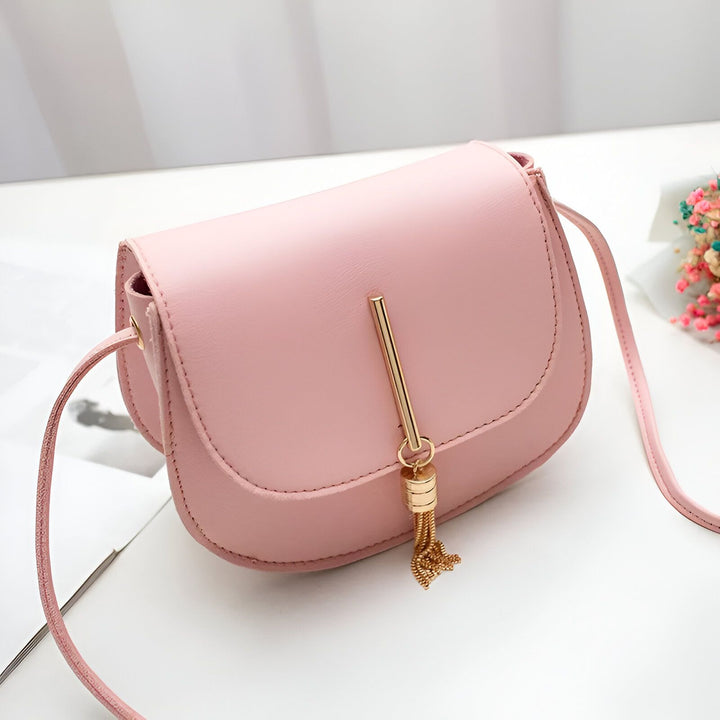 Sac bandoulière rose pâle avec détail pompon doré, 46262994567392,46262994600160,46262994632928,46262994665696,46262994698464,46262994731232
