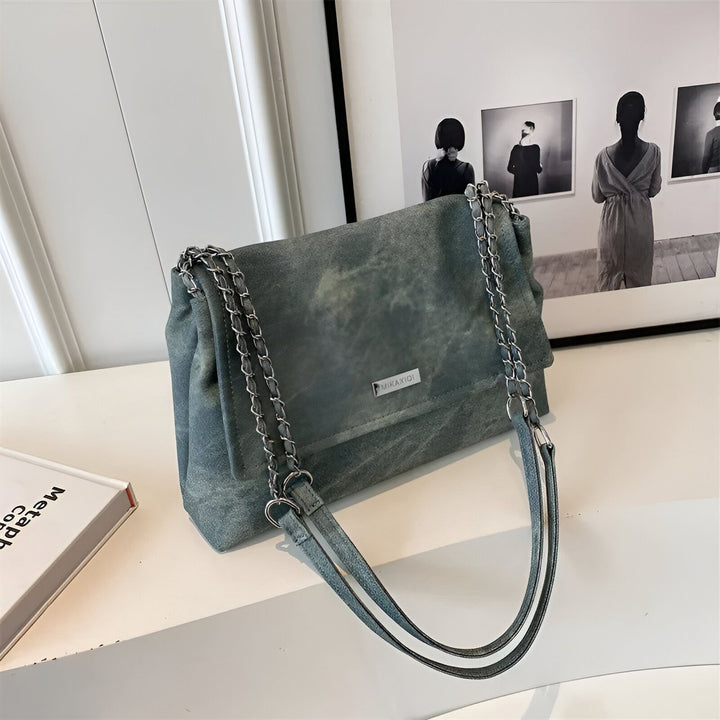 Sac à main bleu-gris texturé avec chaînes argentées, 46193885544672,46193885577440,46193885610208,46193885642976