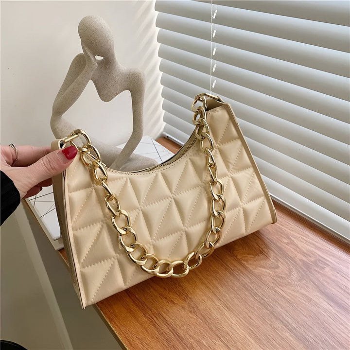 Sac à main beige matelassé avec chaîne dorée, 46193937350880,46193937383648,46193937416416