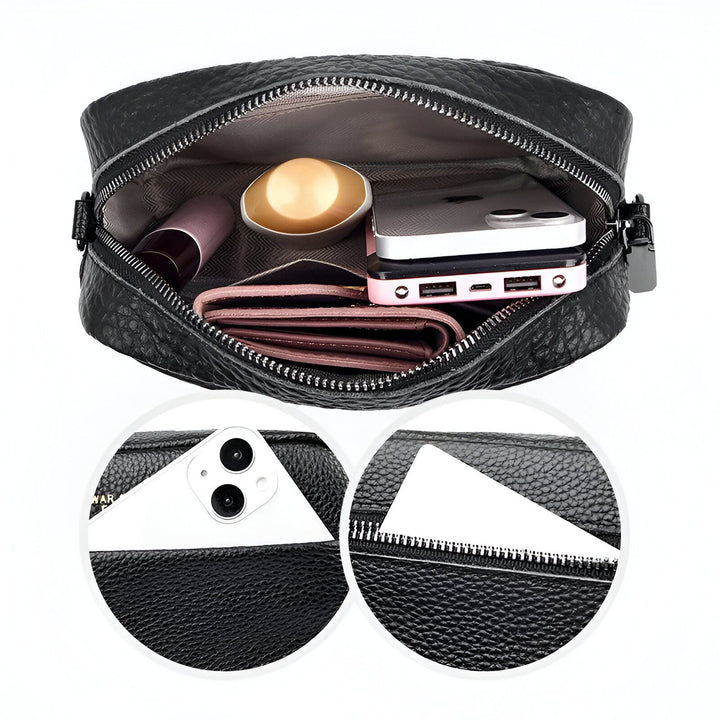Vue intérieure d'un sac en cuir noir avec téléphone, power bank, portefeuille et rouge à lèvres., 46194065080544,46194065113312,46194065146080,46194065211616,46194065244384