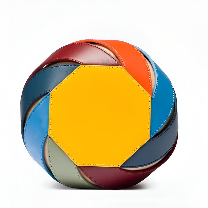 Objet sphérique en cuir multicolore avec panneau hexagonal jaune., 46193872994528,46193873027296,46193873060064,46193873092832