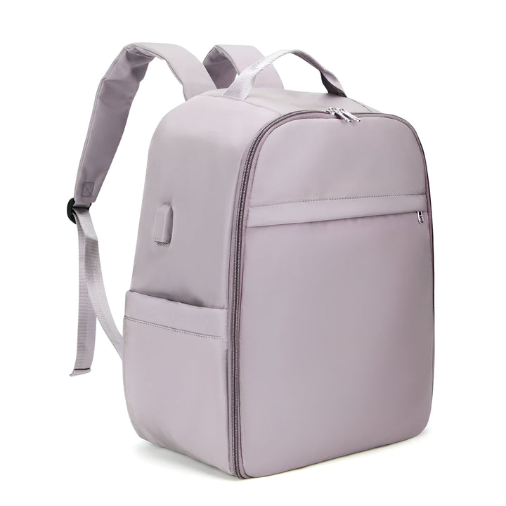 Sac à dos violet clair moderne avec fermetures éclair, bretelles et poignée sur fond blanc., 46193916575968,46193916608736,46193916641504,46193916674272,46193916707040