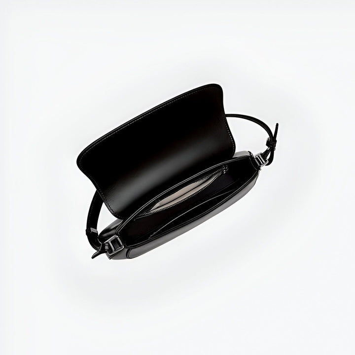 Sacoche bandoulière en cuir noir ouvert vue de dessus, intérieur visible avec poche zippée., 46193864507616
