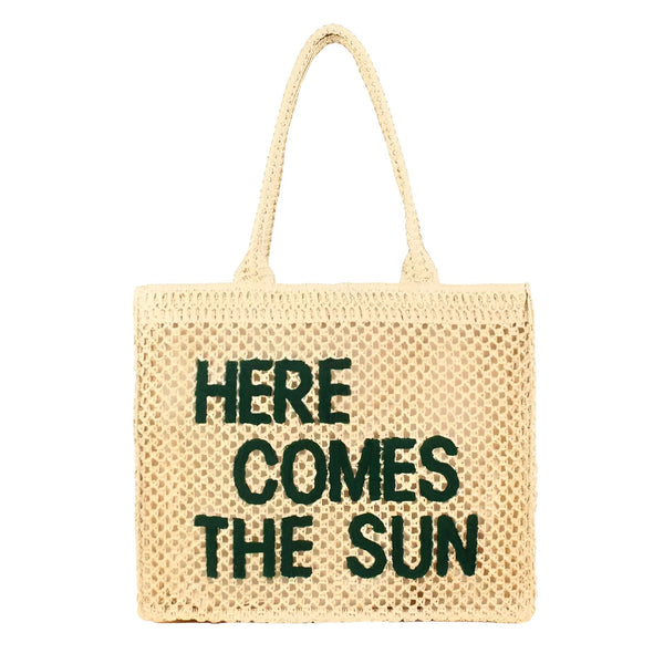 Sac fourre-tout en paille beige avec le texte "HERE COMES THE SUN" en vert foncé., 46193944723680,46193944756448