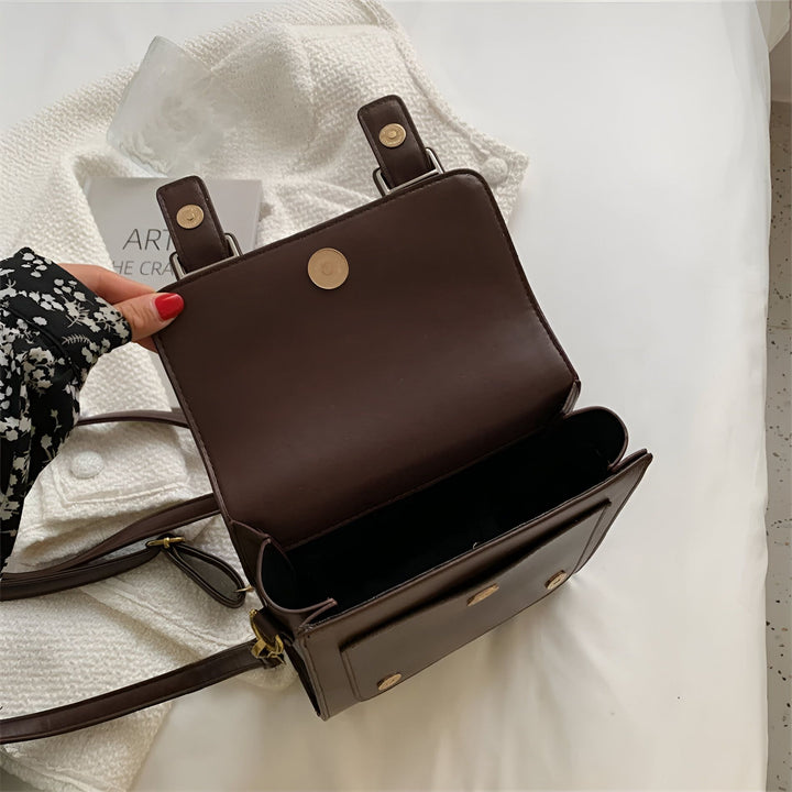 Sac bandoulière marron foncé ouvert, fermetures magnétiques dorées, 46194003312864,46194003345632,46194003378400,46194003411168