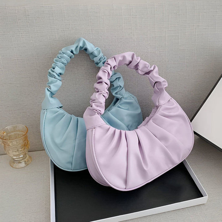 Deux sacs à main plissés pastel, bleu et violet., 46193963401440,46193963434208,46193963466976,46193963499744,46193963532512