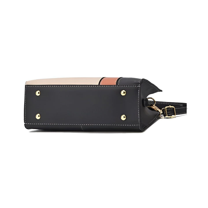 Dessous de sac à main tricolore noir, beige, marron, avec clous dorés et surpiqûres., 46193873879264,46193873912032,46193873944800,46193873977568