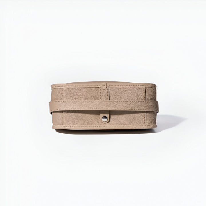 Sac en cuir beige grainé, sangle et fermoir argenté, 46193851039968,46193851072736