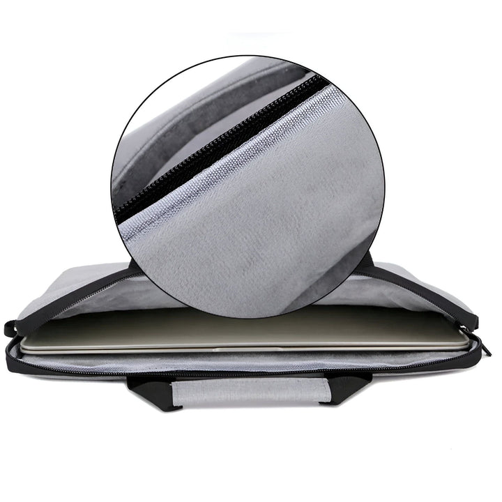 Housse de protection grise pour ordinateur portable ouverte, avec PC à l'intérieur et doublure douce., 46193908744416,46193908777184,46193908809952,46193908842720,46193908875488,46193908908256,46193908941024,46193908973792,46193909006560,46193909039328,46193909072096,46193909104864