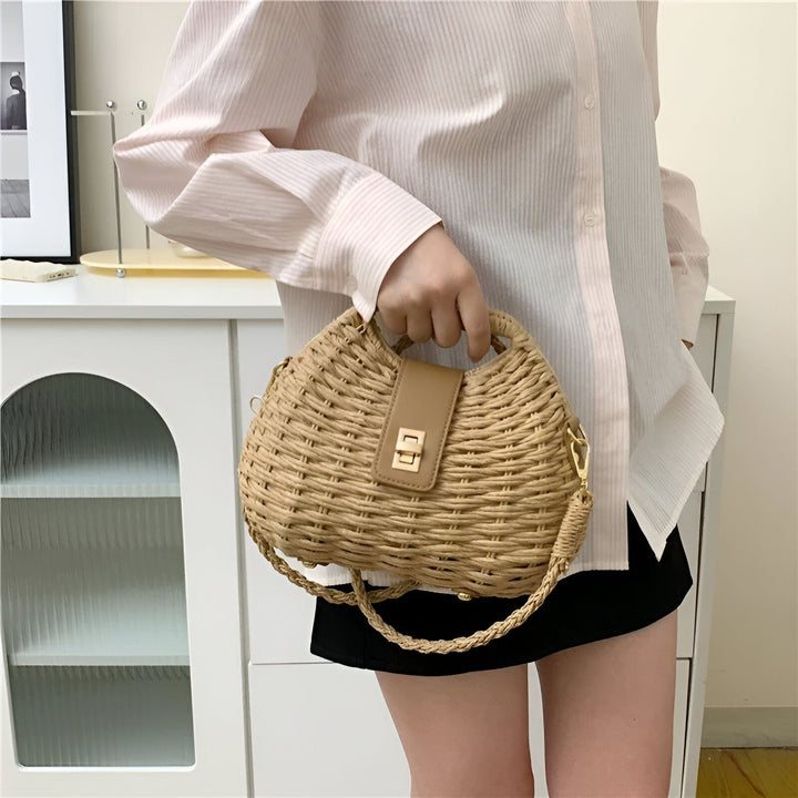 Sac en paille tressée beige avec rabat en cuir et fermoir doré, 46193945903328,46193945936096