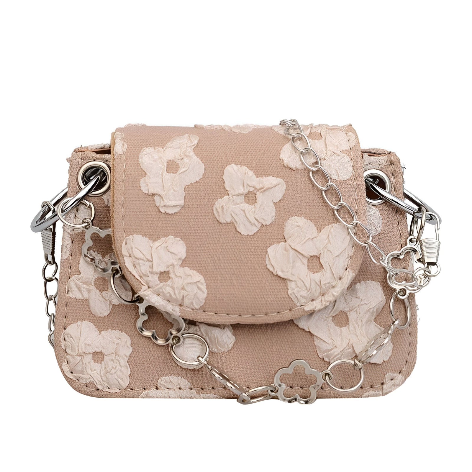 Petit sac à main beige avec une chaîne en argent et un motif de fleurs.