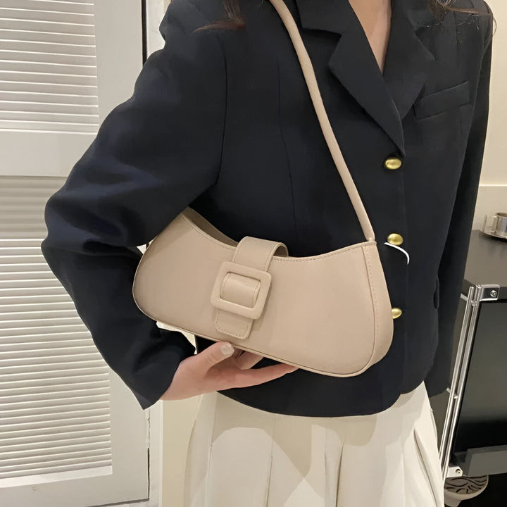 Sac à main beige avec grande boucle, 46193943707872,46193943740640,46193943773408,46193943806176