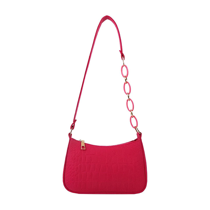 Sac à l'épaule rose vif avec texture crocodile et chaîne décorative., 46193938596064,46193938628832,46193938661600,46193938694368