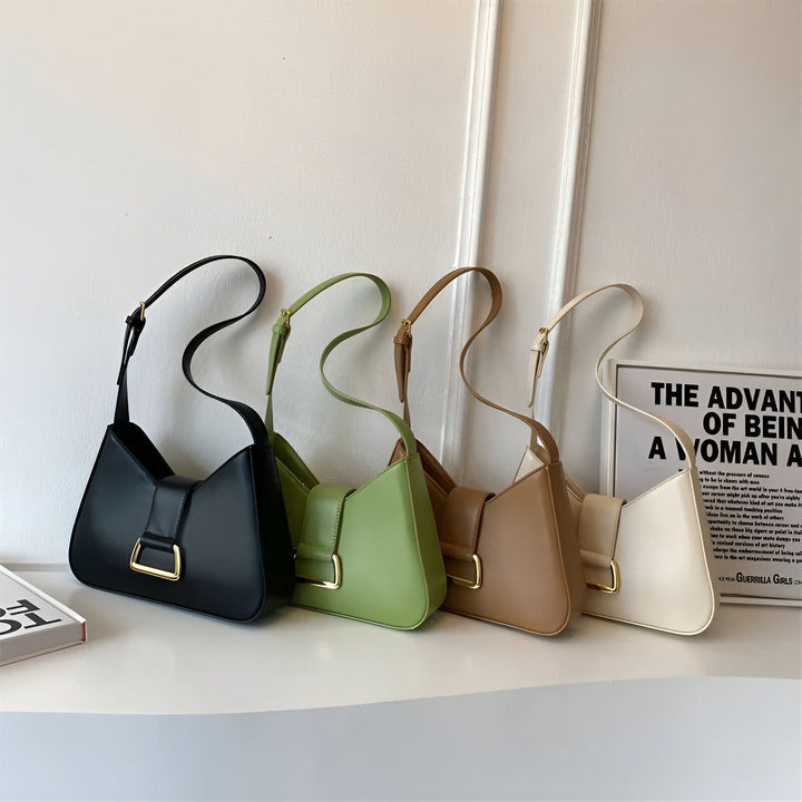 Quatre sacs à main noirs, verts, camel et beiges alignés avec boucle dorée., 46193872797920,46193872830688,46193872863456,46193872896224