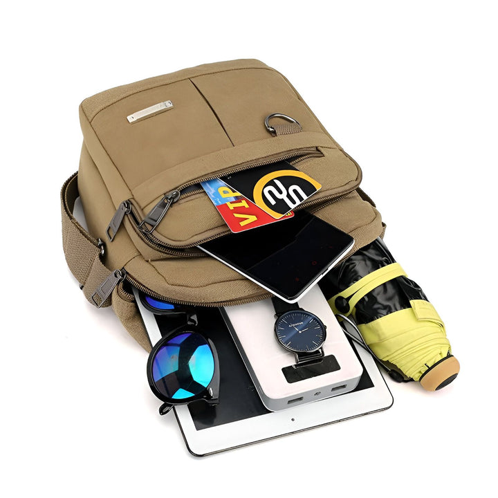 Sacoche bandoulière beige avec tablette, téléphone, lunettes de soleil, montre, parapluie et cartes., 46194071535840,46194071568608,46194071601376,46194071634144