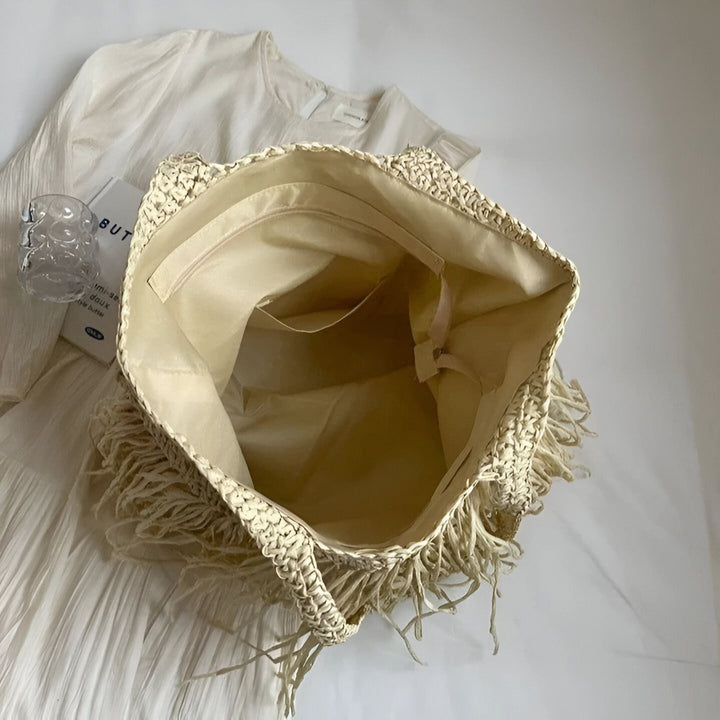Sac cabas en paille ouvert avec franges., 46193922965728,46193922998496