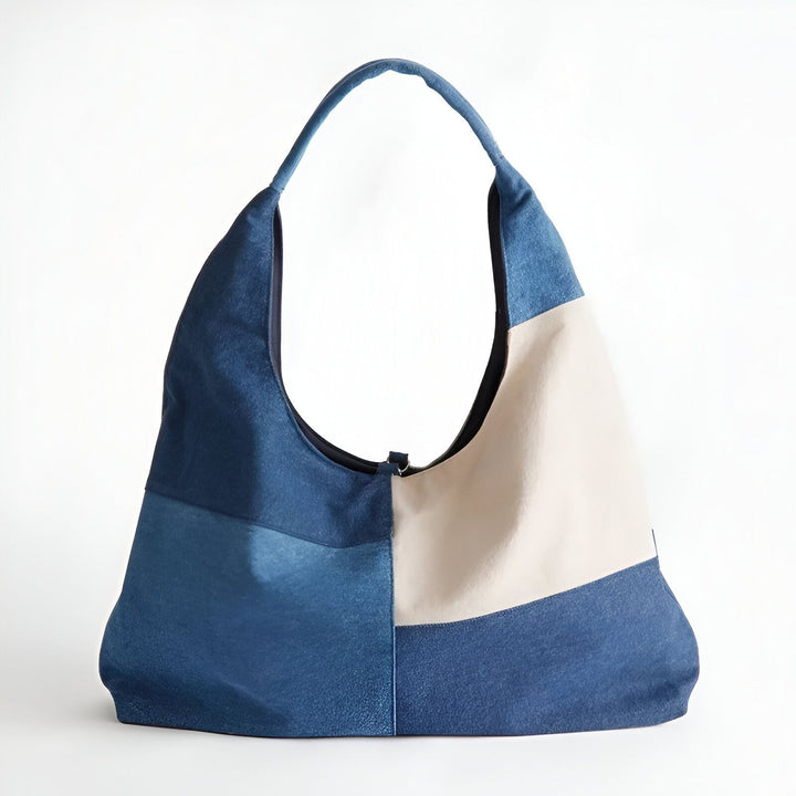 Sac hobo en tissu patchwork bleu denim et beige., 46193996628192