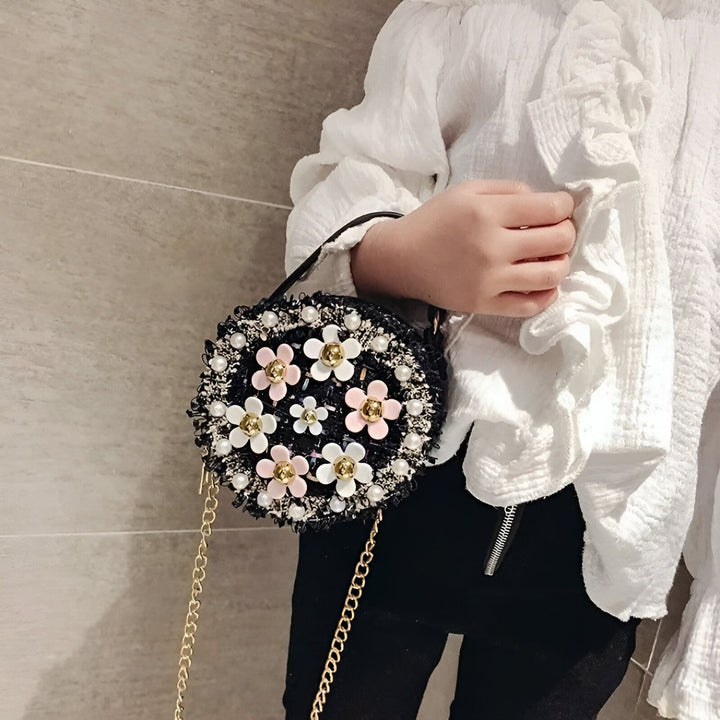 Sac rond noir orné de fleurs roses, blanches et perles, chaîne dorée., 46193983095008,46193983127776,46193983160544
