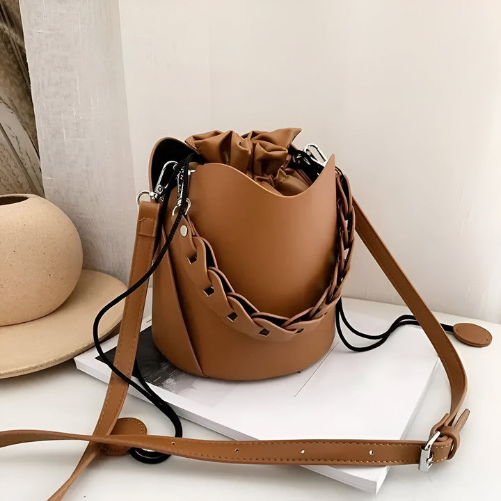 Sac seau marron avec détail tressé et bandoulière, 46194008850656,46194008883424,46194008916192,46194008948960